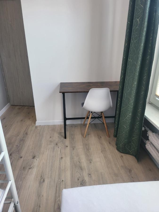 Rooms4Rest Wiertnicza - Private Rooms For Tourists - Atr Consulting Sp, Z O,O, Varsavia Esterno foto