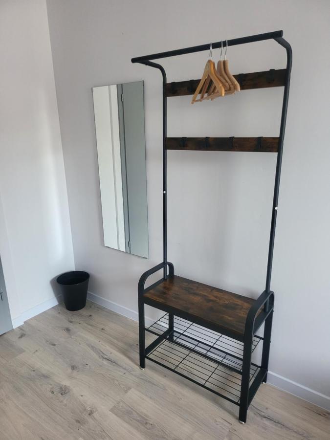 Rooms4Rest Wiertnicza - Private Rooms For Tourists - Atr Consulting Sp, Z O,O, Varsavia Esterno foto