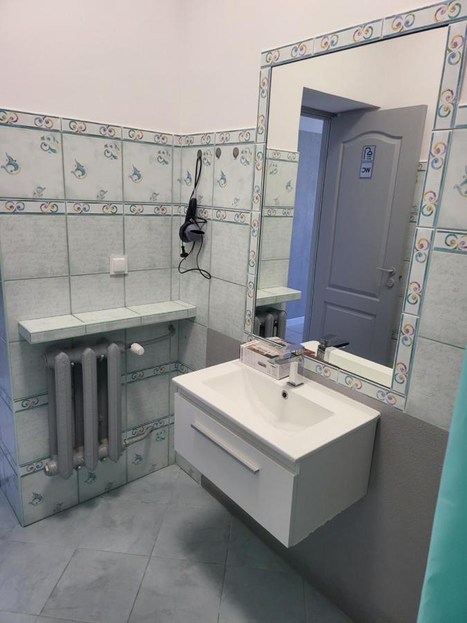 Rooms4Rest Wiertnicza - Private Rooms For Tourists - Atr Consulting Sp, Z O,O, Varsavia Esterno foto