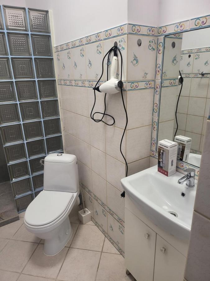 Rooms4Rest Wiertnicza - Private Rooms For Tourists - Atr Consulting Sp, Z O,O, Varsavia Esterno foto