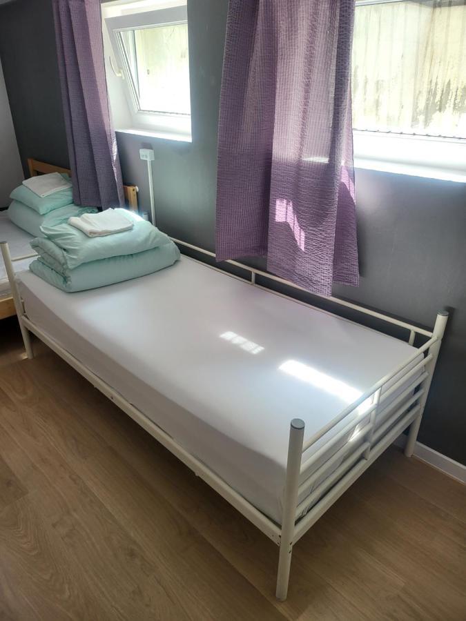 Rooms4Rest Wiertnicza - Private Rooms For Tourists - Atr Consulting Sp, Z O,O, Varsavia Esterno foto
