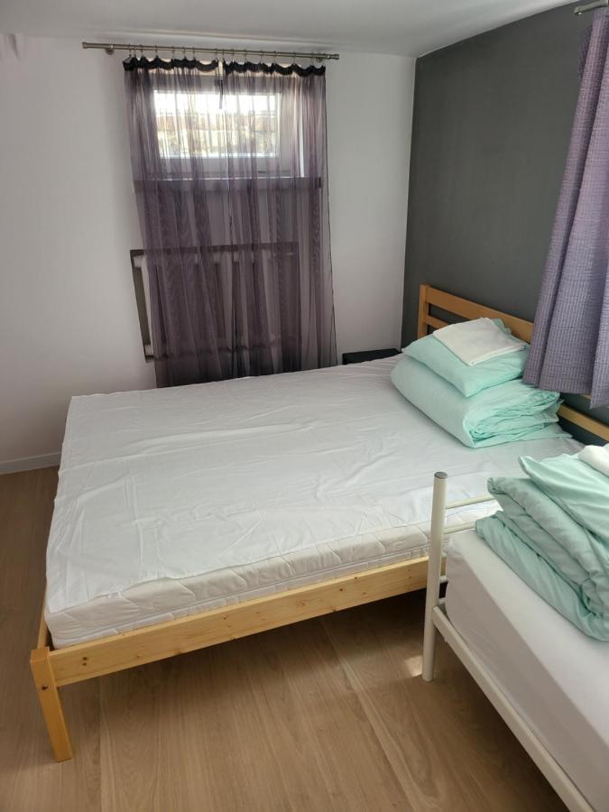Rooms4Rest Wiertnicza - Private Rooms For Tourists - Atr Consulting Sp, Z O,O, Varsavia Esterno foto