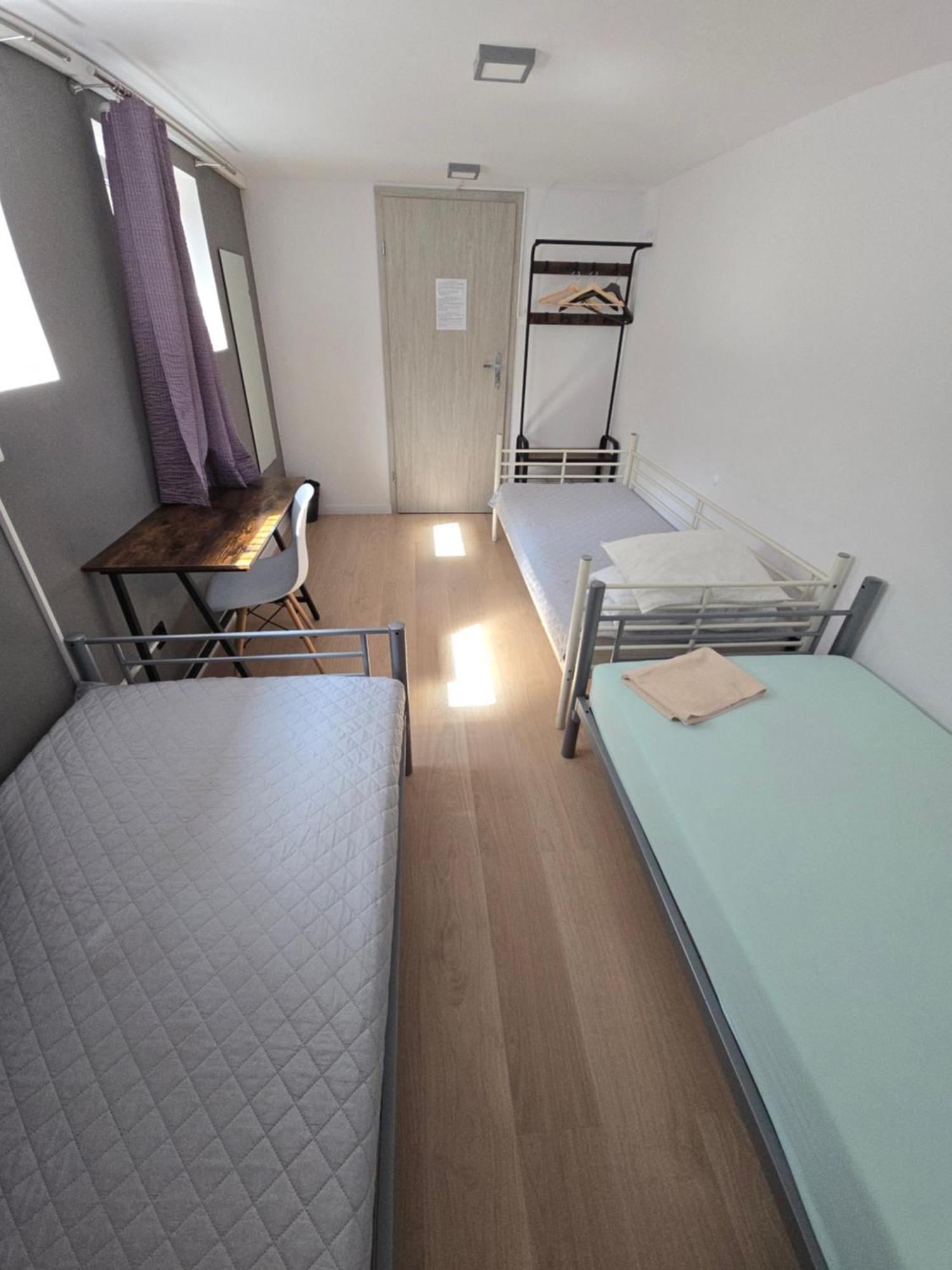 Rooms4Rest Wiertnicza - Private Rooms For Tourists - Atr Consulting Sp, Z O,O, Varsavia Esterno foto